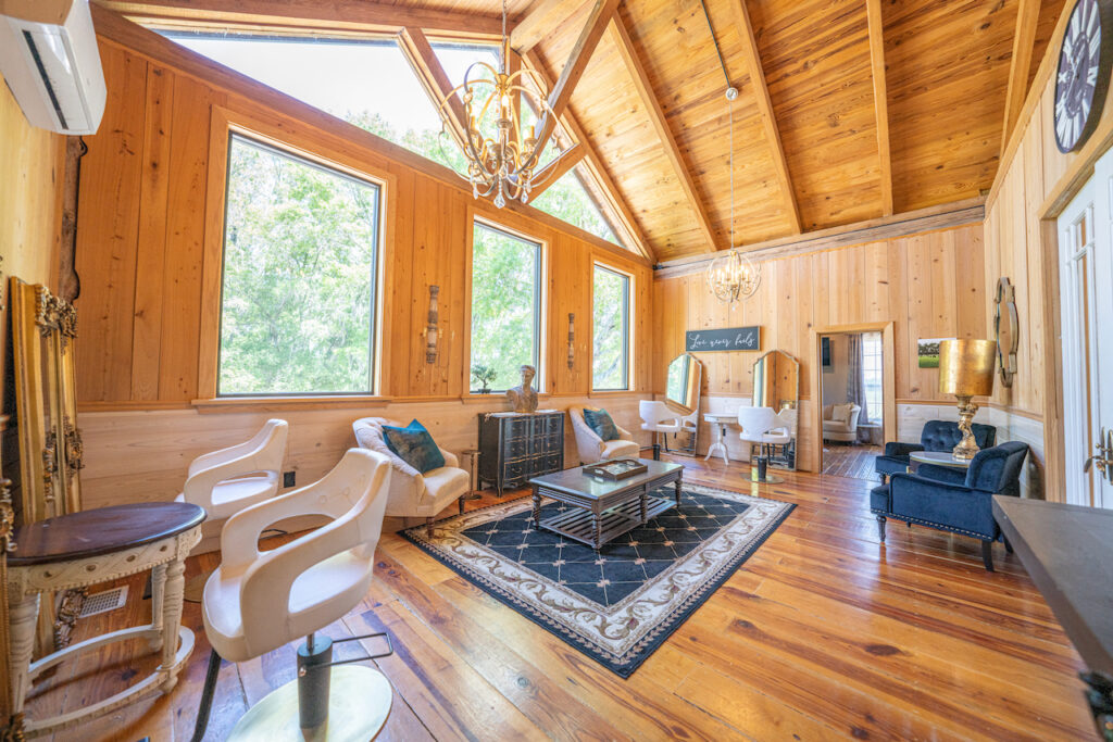 e33a28_cf9a60c20077412c838be0e5582c07c8~mv2